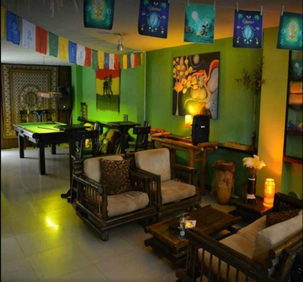 Casa Kiwi Hostel Медельин Экстерьер фото