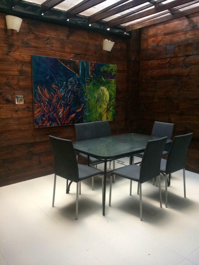 Casa Kiwi Hostel Медельин Экстерьер фото